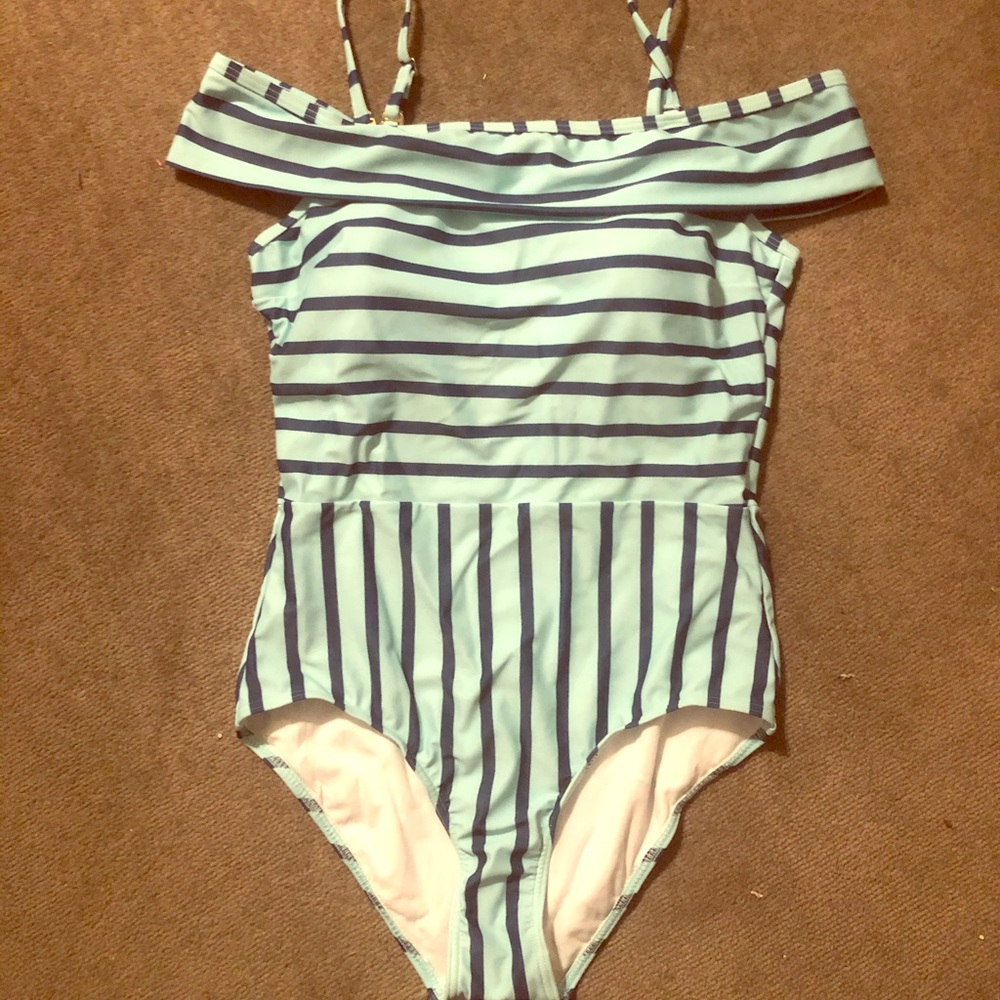 ModCloth swimsuit size L